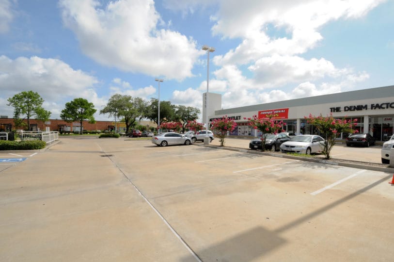 Haute Harwin Fashion Center Retail Leasing - Houston, Texas | Silver Star  Properties REIT